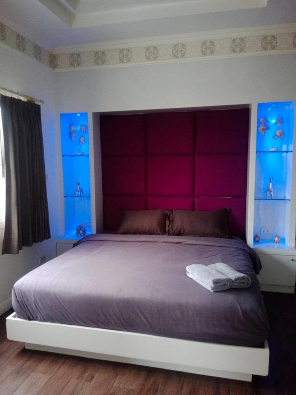 Titanic Residence-5 Minutes Walk To Walking Street Pattaya Exterior photo